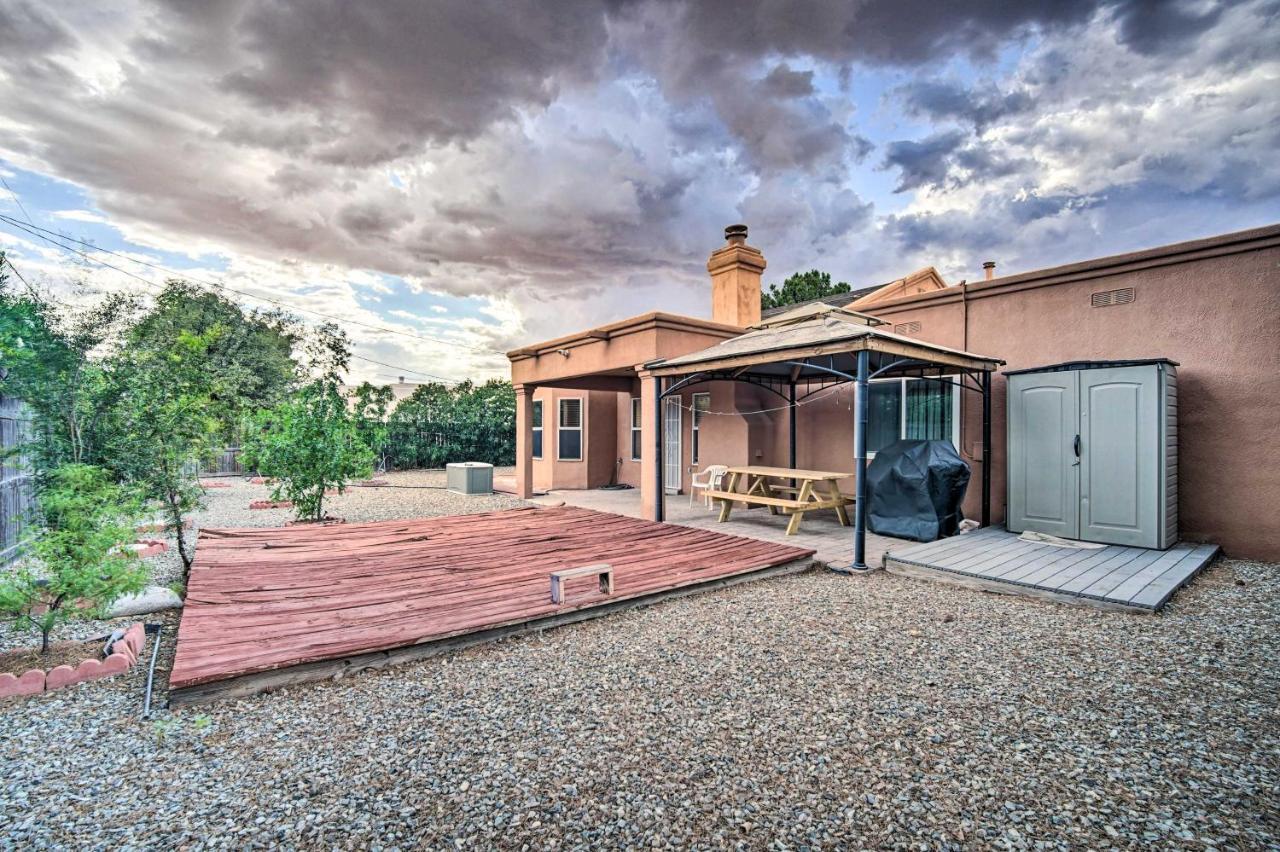 Convenient Las Cruces Home With Patio And Grill! Exterior photo