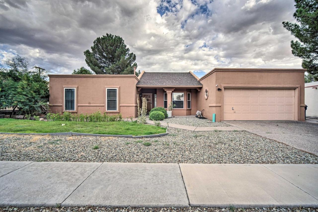 Convenient Las Cruces Home With Patio And Grill! Exterior photo