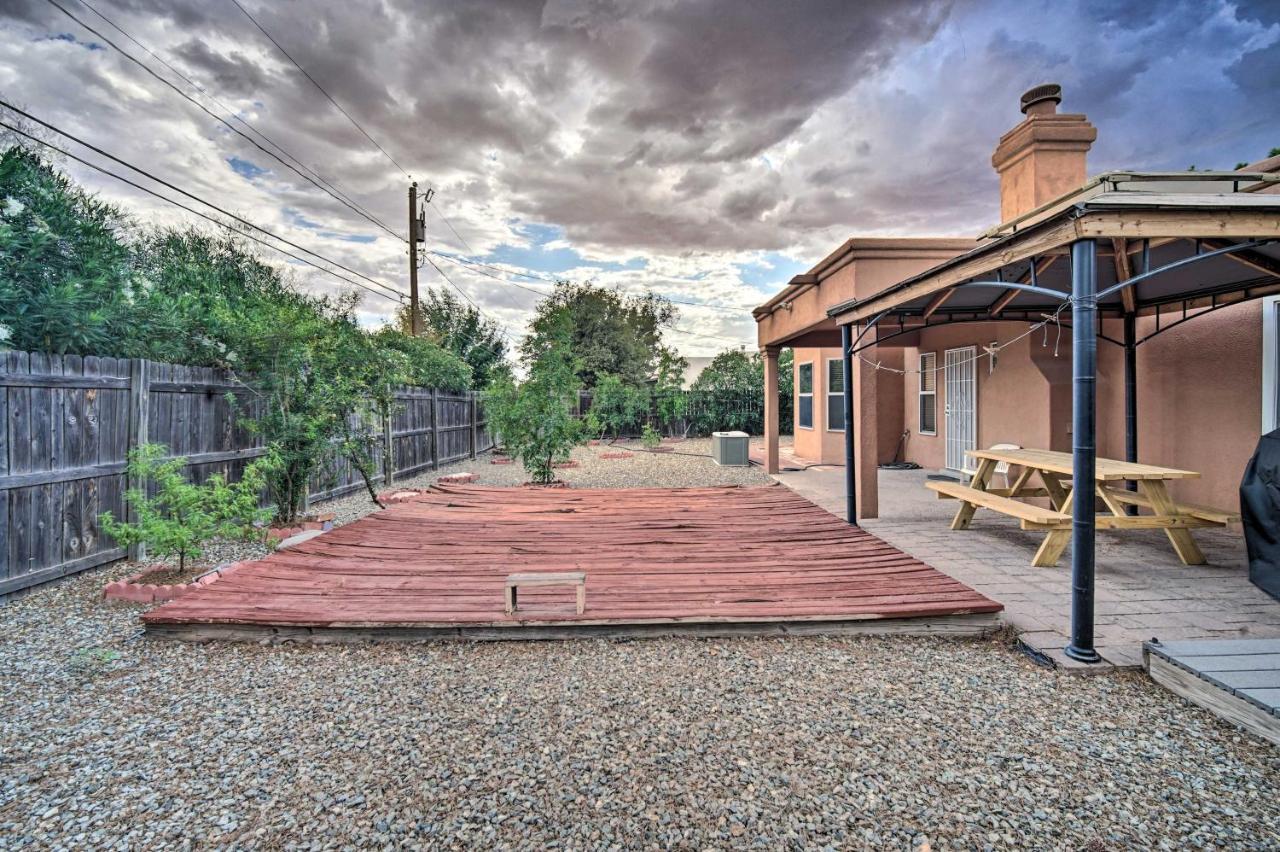 Convenient Las Cruces Home With Patio And Grill! Exterior photo
