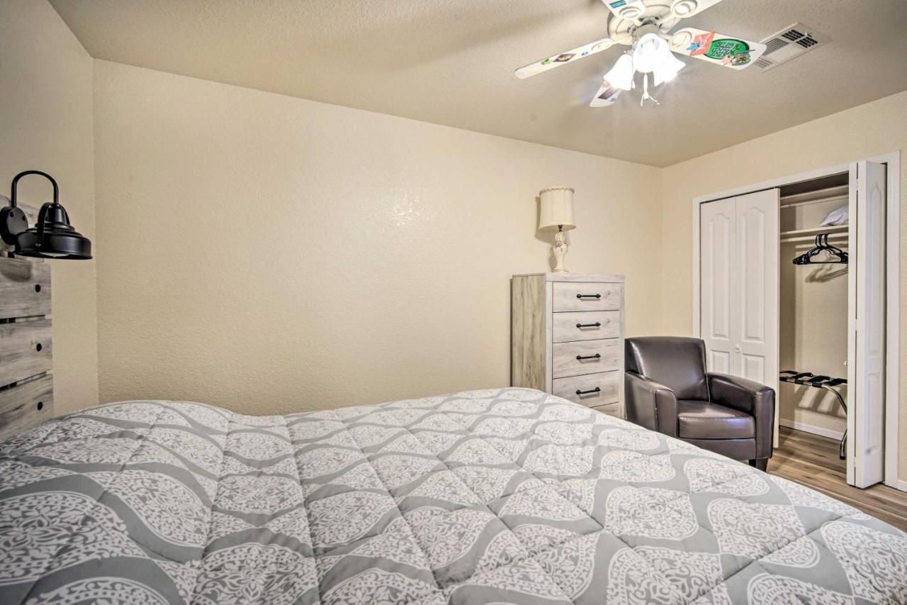 Convenient Las Cruces Home With Patio And Grill! Exterior photo